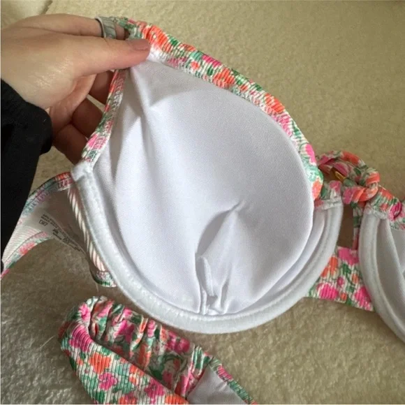 Bikini Bundle - Picture 9 of 16